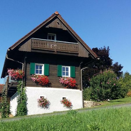 Ferienhaus Gross Steinreib Экстерьер фото